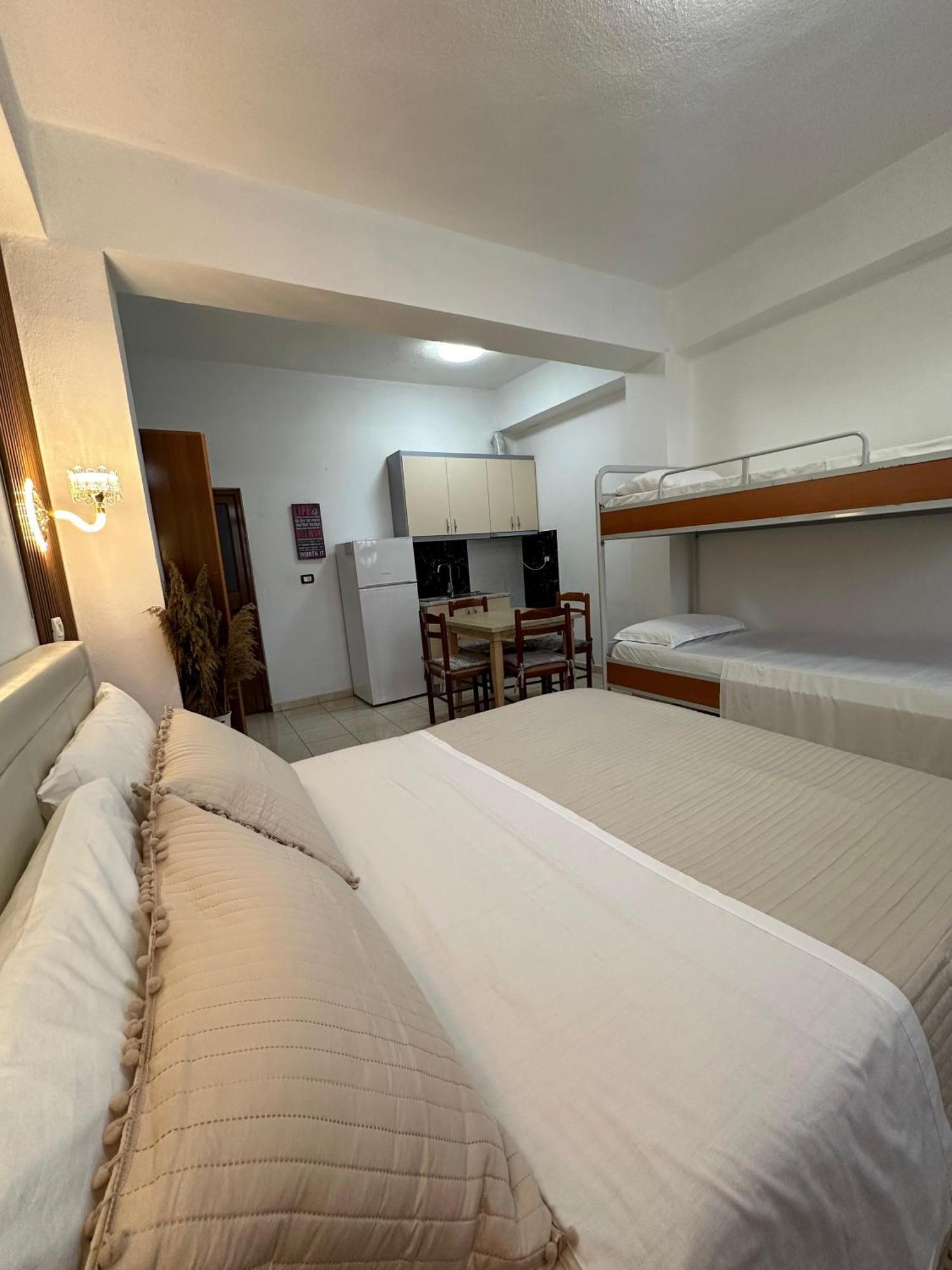 Feti Xhone Apartment Εξαμίλιο Εξωτερικό φωτογραφία